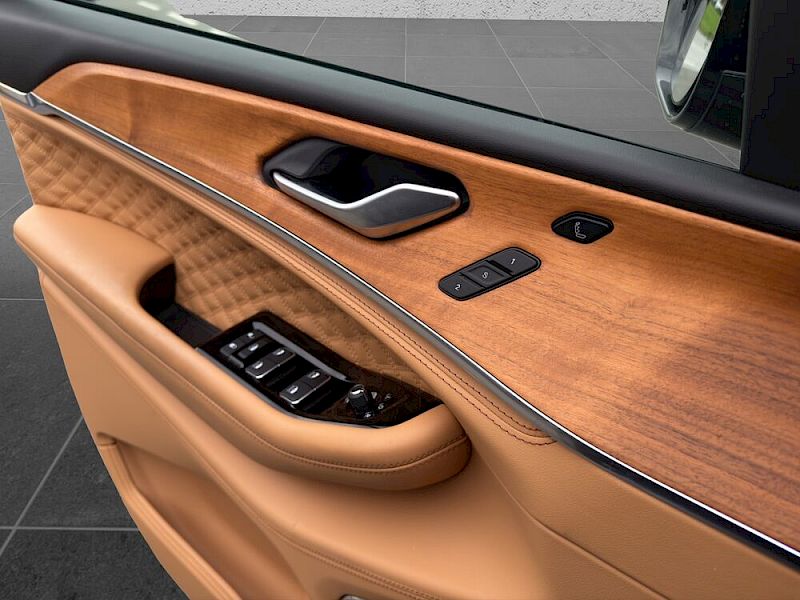 Jeep Grand Cherokee PHEV ''Summit'' 4xe inkl. Anhängerk.