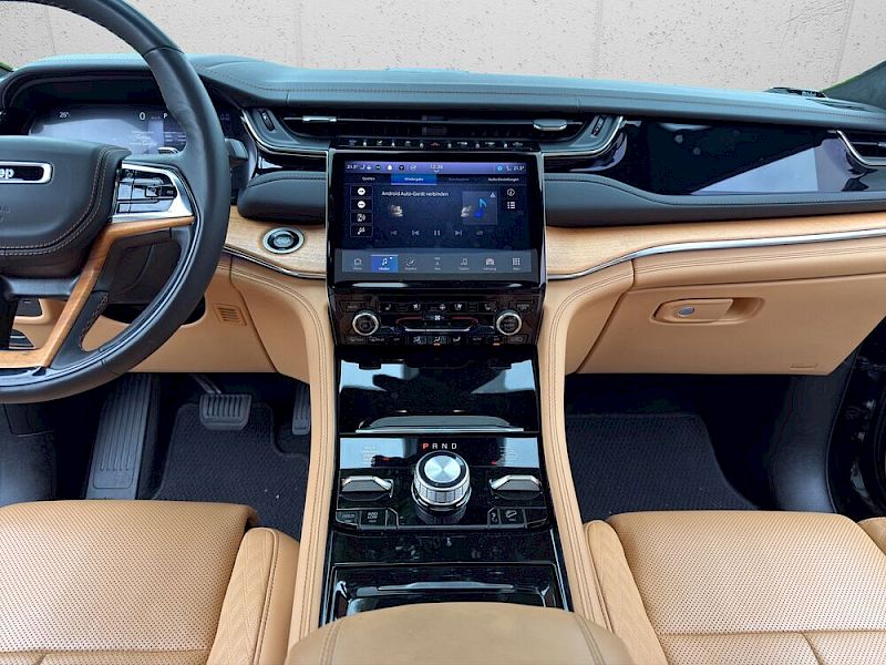 Jeep Grand Cherokee PHEV ''Summit'' 4xe inkl. Anhängerk.