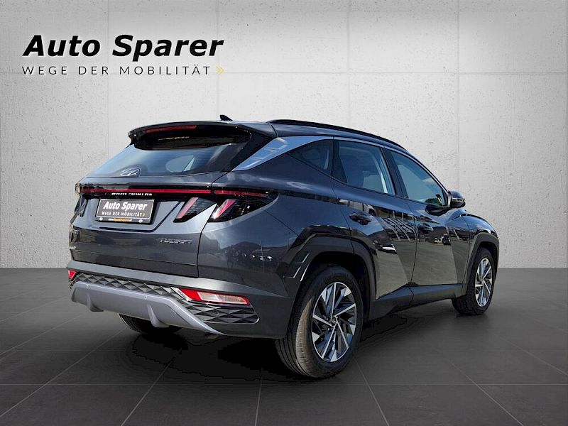 Hyundai Tucson TUCSON NX4 Smart Line 1,6 T-GDi 2WD - t1bs0-P4-O3