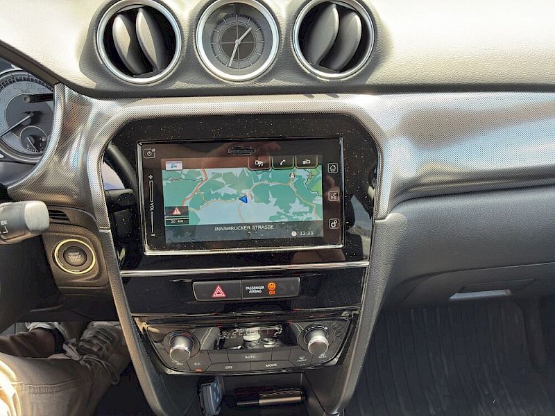 Suzuki Vitara 1,4 GL+ DITC Hybrid ALLGRIP flash