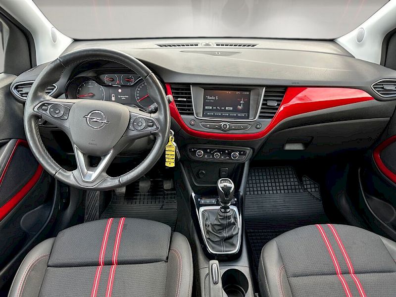 Opel Crossland 1,2 Turbo GS-Line / 8-fach bereift