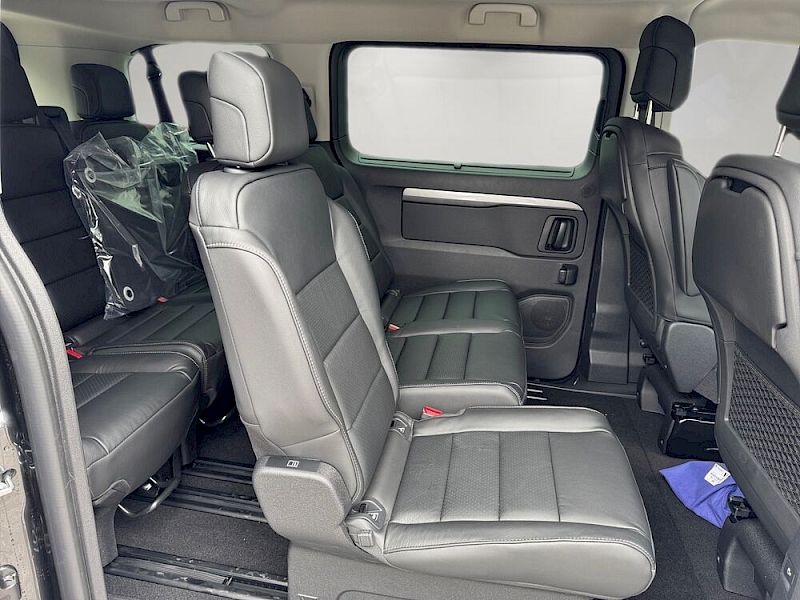 Opel Zafira 2,2 Edition L *Anhängerkupplung 1,9t*